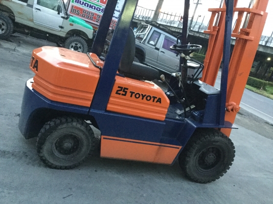 ขาย โตโยต้า รุ่น 5 ดีเซล 2.5 ตัน