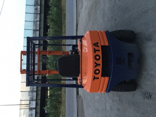 โตโยต้า รุ่น 5 ดีเซล 2.5 ตัน