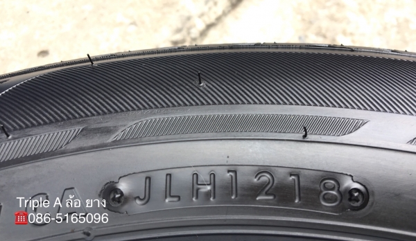 ยางป้ายแดง Bridgestone 185-60-15 ปี 18 ตุ่มเป้งๆ เส้นสีชัดๆ