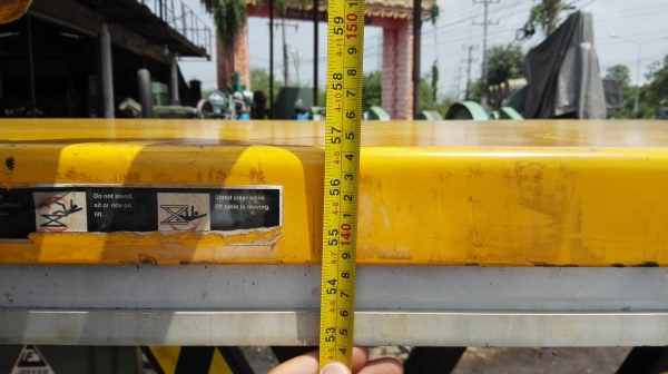 X-lift 1000 kg สภาพใหม่ 95\% X-lift 1000 kg สภาพใหม่ 95\%