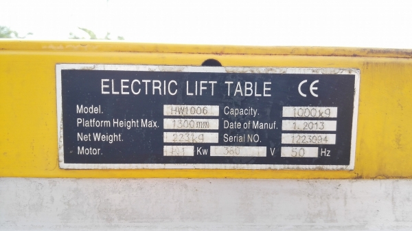 X-lift 1000 kg สภาพใหม่ 95\% X-lift 1000 kg สภาพใหม่ 95\%