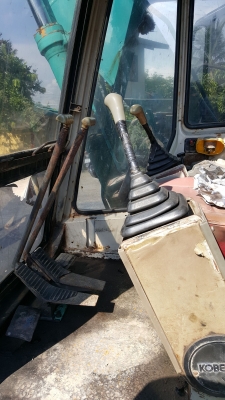 ขายรถ แบคโฮ โกเบ มาร์คทู สภาพพร้อมใช้มีใบอินวอย(เอกสารพร้อม)