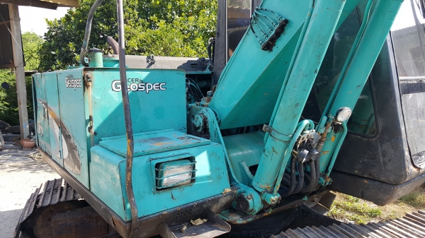 ขายรถ แบคโฮ โกเบ มาร์คทู สภาพพร้อมใช้มีใบอินวอย(เอกสารพร้อม)