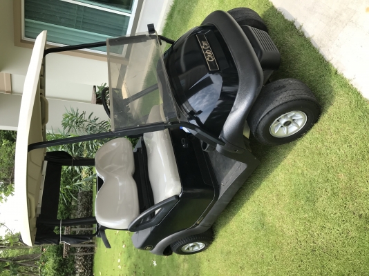 รถกอล์ฟไฟฟ้า club car