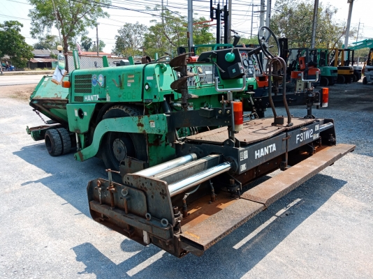 มาใหม่ พร้อมใช้ รถปูยาง 3เมตร HANTA F31W2 นำเข้าจากญี่ปุ่น โทร.090-986-2521 อ๊อบ