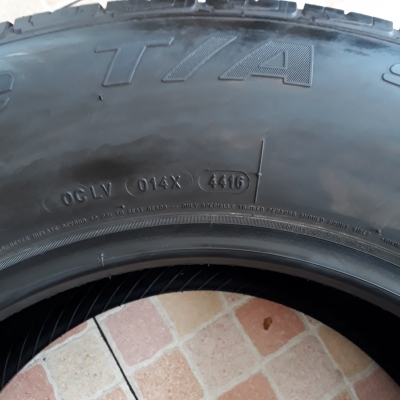 ยาง 265-65-17 BF Goodrich ปลายปี16 งามๆ1ชุด