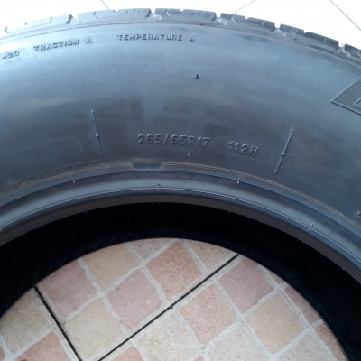 ยาง 265-65-17 BF Goodrich ปลายปี16 งามๆ1ชุด