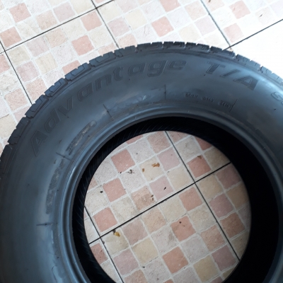 ยาง 265-65-17 BF Goodrich ปลายปี16 งามๆ1ชุด