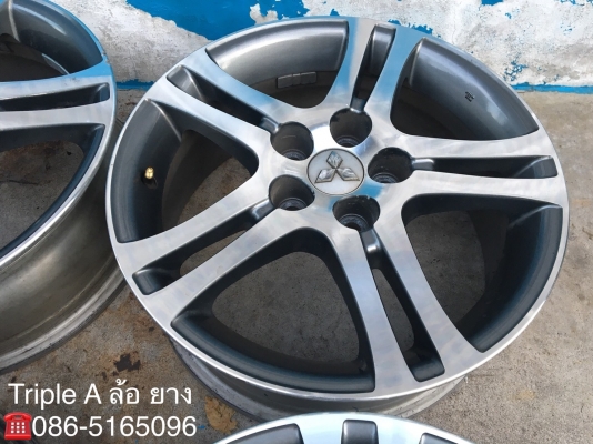 ล้อแม็ก Mitsu spacewagon ขอบ17 สภาพดี