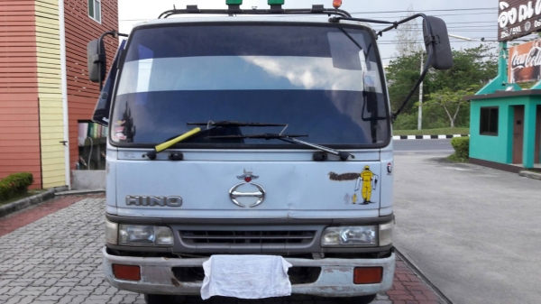 ขายหัวรถบรรทุกHINO FC4J สมอเงิน ภายในสวย. ข้างในมีตู้แอร์พร้อม. สภาพสวยพร้อมใช้ ขายหัวรถบรรทุกHINO FC4J สมอเงิน ภายในสวย. ข้างในมีตู้แอร์พร้อม. สภาพสวยพร้อมใช้
