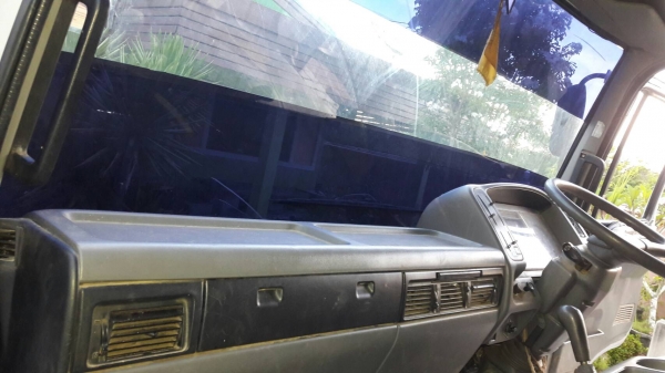 ขายหัวรถบรรทุกHINO FC4J สมอเงิน ภายในสวย. ข้างในมีตู้แอร์พร้อม. สภาพสวยพร้อมใช้ ขายหัวรถบรรทุกHINO FC4J สมอเงิน ภายในสวย. ข้างในมีตู้แอร์พร้อม. สภาพสวยพร้อมใช้