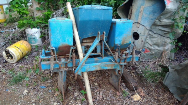 ขายเครื่องหยอดข้าวโพด