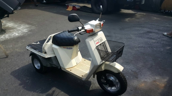 รถมอเตอร์ไซด์ 3 ล้อ HONDA Gyro Up สภาพดีมาก รถมอเตอร์ไซด์ 3 ล้อ HONDA Gyro Up สภาพดีมาก