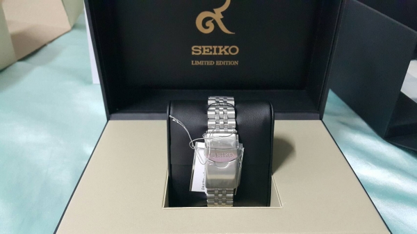 นาฬิกา Seiko No.9 ของใหม่ยังไม่เคยผ่านการใช้งานมาก่อน