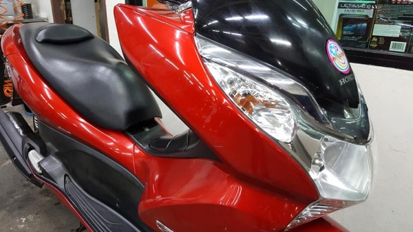 ขออนุญาตขาย HONDA PCX 150i NEW กุญแจรีโมทมีครบ พร้อมระบบจอดดับ IDLING STOP ฟรีค่าโอน ขออนุญาตขาย HONDA PCX 150i NEW กุญแจรีโมทมีครบ พร้อมระบบจอดดับ IDLING STOP ฟรีค่าโอน