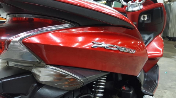 ขออนุญาตขาย HONDA PCX 150i NEW กุญแจรีโมทมีครบ พร้อมระบบจอดดับ IDLING STOP ฟรีค่าโอน