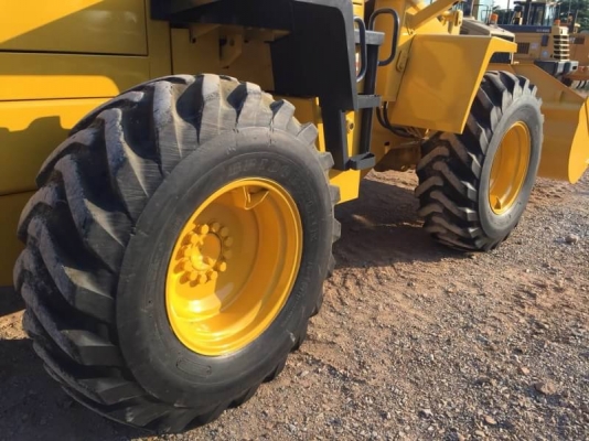 รถญี่ปุ่นเกรดA ขายถูก KOMATSU WA100-3 นำเข้าจากญี่ปุ่น โทร.090-986-2521 อ๊อบ
