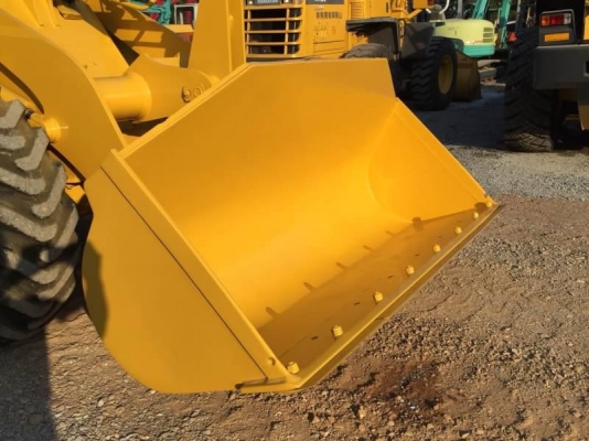 รถญี่ปุ่นเกรดA ขายถูก KOMATSU WA100-3 นำเข้าจากญี่ปุ่น โทร.090-986-2521 อ๊อบ