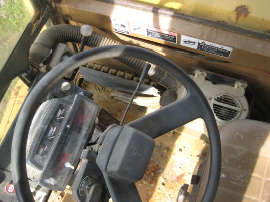 ขายรถดั้ม MATSUBISHI LD1000 เก่านอกจากญี่ปุ่น สนใจติต่อ อำพล 090-9694506, 080-3031241