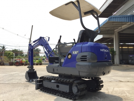 รถขุดเล็ก Hitachi EX12 มือสอง นำเข้าจากญี่ปุ่น ทำสีใหม่ พร้อมใช้งาน รถขุดเล็ก Hitachi EX12 มือสอง นำเข้าจากญี่ปุ่น ทำสีใหม่ พร้อมใช้งาน