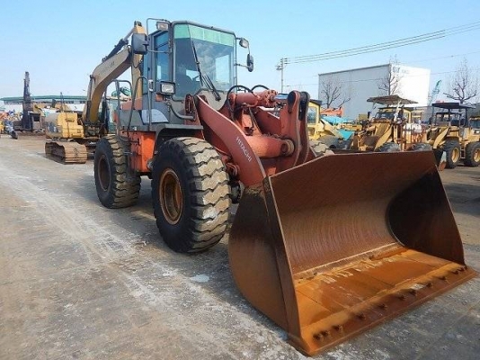 รถญี่ปุ่นเกรดA ขายถูก HITACHI LX130-7 เก่าญี่ปุ่นแท้ สภาพสวย ราคาไม่แพง โทร.090-986-2521 อ๊อบ