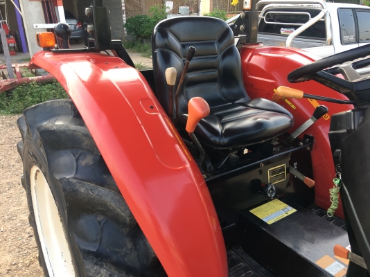 ขาย ยันม่าร์ 39 แรง พร้อมใบดัน (รถ600ชั่วโมง) ปี58