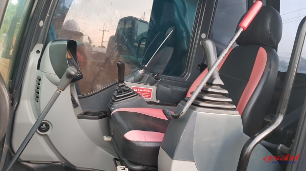 ขายรถแบคโฮ KOBELCO SK200-8 Yn12 Super 8,046 ชั่วโมง สภาพนางฟ้า สวย เดิม ๆ เอกสารเล่มทะเบียน ขายรถแบคโฮ KOBELCO SK200-8 Yn12 Super 8,046 ชั่วโมง สภาพนางฟ้า สวย เดิม ๆ เอกสารเล่มทะเบียน