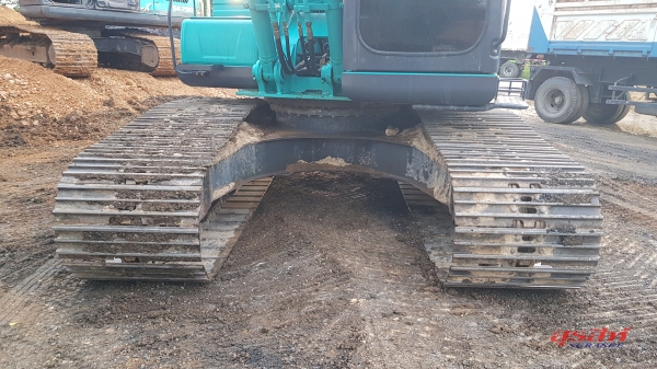 ขายรถแบคโฮ KOBELCO SK200-8 Yn12 Super 8,046 ชั่วโมง สภาพนางฟ้า สวย เดิม ๆ เอกสารเล่มทะเบียน ขายรถแบคโฮ KOBELCO SK200-8 Yn12 Super 8,046 ชั่วโมง สภาพนางฟ้า สวย เดิม ๆ เอกสารเล่มทะเบียน