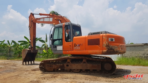 ขายรถแบคโฮ HITACHI ZX200-1 สภาพดี พร้อมใช้งาน ระบบการทำงานดีมาก แอร์เย็น เอกสารเล่มทะเบียน ขายรถแบคโฮ HITACHI ZX200-1 สภาพดี พร้อมใช้งาน ระบบการทำงานดีมาก แอร์เย็น เอกสารเล่มทะเบียน