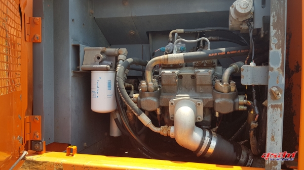 ขายรถแบคโฮ HITACHI ZX200-1 สภาพดี พร้อมใช้งาน ระบบการทำงานดีมาก แอร์เย็น เอกสารเล่มทะเบียน ขายรถแบคโฮ HITACHI ZX200-1 สภาพดี พร้อมใช้งาน ระบบการทำงานดีมาก แอร์เย็น เอกสารเล่มทะเบียน