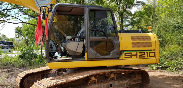 ขายดาวน์ Sumitomo SH210-5F , 2100 ชั่วโมง , รถปี 59