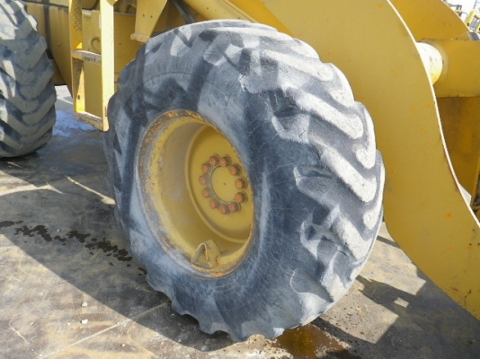 ขายรถตัก ยี่ห้อKomatsu รุ่น 510 ขายรถตัก ยี่ห้อKomatsu รุ่น 510