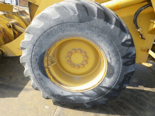 ขายรถตัก ยี่ห้อKomatsu รุ่น 510 ขายรถตัก ยี่ห้อKomatsu รุ่น 510