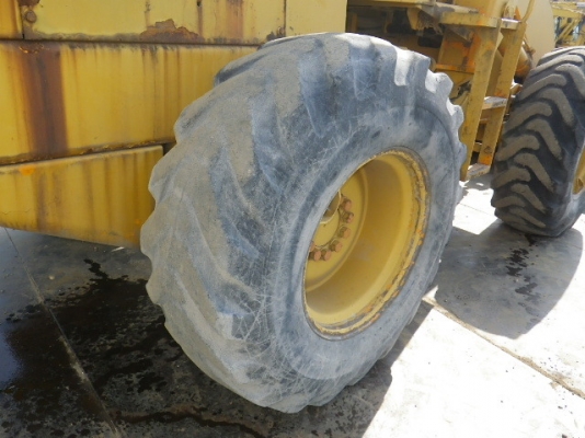 ขายรถตัก ยี่ห้อKomatsu รุ่น 510 ขายรถตัก ยี่ห้อKomatsu รุ่น 510