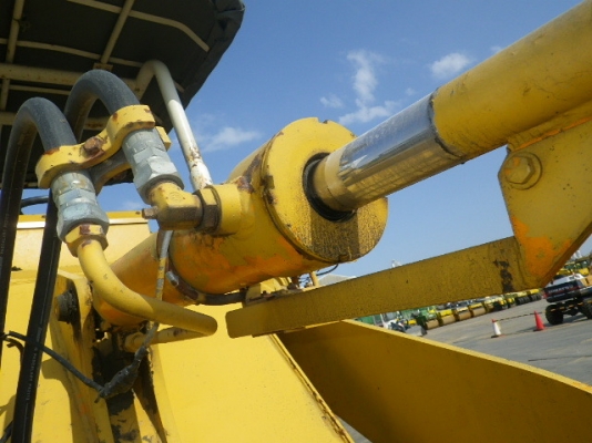 ขายรถตัก ยี่ห้อKomatsu รุ่น 510 ขายรถตัก ยี่ห้อKomatsu รุ่น 510