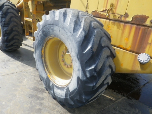 ขายรถตัก ยี่ห้อKomatsu รุ่น 510 ขายรถตัก ยี่ห้อKomatsu รุ่น 510