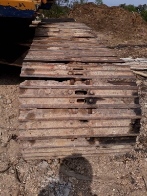 ขายดาวน์ KOBELCO SK200 MART 'll สภาพสวยพร้อมใช้งาน เครื่องปั้มดีเยี่ยม  โซ่ช่วงล่างสวย. รถพร้อมลุยงาน. เอกสารสัญญาซื้อขาย. สนใจ 093 0764943. คุณ ตั้ม