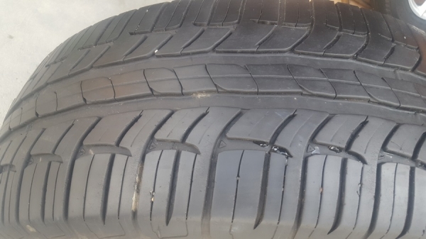 ขายล้อISUZU Mu-X ขอบ17 ยางปี3217 4 ล้อ ขายล้อISUZU Mu-X ขอบ17 ยางปี3217 4 ล้อ