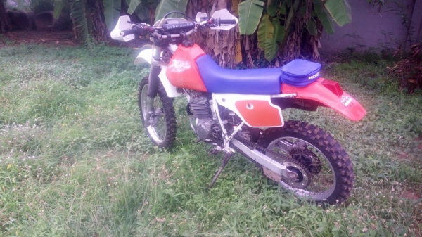 ขายxr250r.me06 ช่วงล่าง xrออสชี่ โช่สเตอเต็ม เบลคเต็ม เครืีองยนต์แรงเงียบ ไม่ควัน รถพร้อม.แข่ง รับปร
