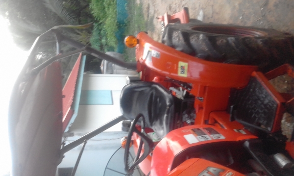 รถไถ รถไถ