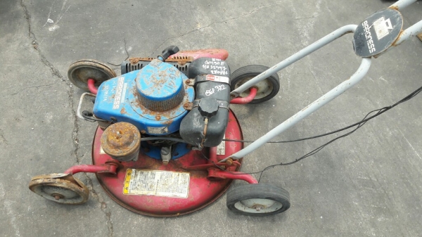 ขายรถตัดหญ้า baroness เก่าญี่ปุ่น