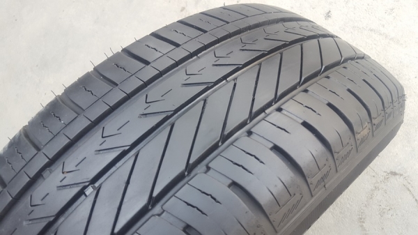 ขายยาง205/65/15 ปี 2315 GOODYEAR 4 เส้น