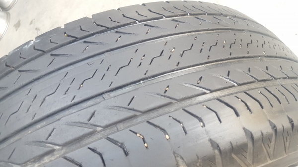 ขายยาง265/70/16 ปี 15 BRIDGESTONE B850 4 เส้น