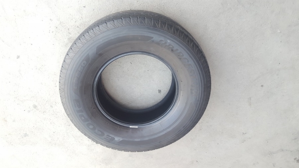 ขายยาง265/70/16 ปี 15 BRIDGESTONE B850 4 เส้น