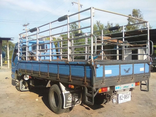 ISUZU NKR 130 รถเดิม เครื่องดี ครัชชีแจ่ม แอร์เย็นฉ่ำ ยางเรเดียนสวย 6 เส้น เอกสารพร้อม รถพร้อมใช้งาน