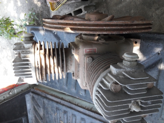 ขาย !! หัวปั้มลมออยฟรี.KAESER.ขนาด7.5แรง2สูบ