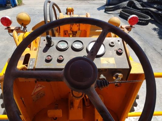 รถตักขนาด1คิว KOMATSU 507 เครื่องยนต์komatsu 4D94 ระบบทอร์คแรงดี สภาพเดิมเก่าญี่ปุ่นแท้ไม่เคยใช้งานในไทย สภาพดีเครื่องดี ชม.การใช้งาน3,700ชม. ราคา495,000,บาท เหมาะสำหรับร้านวัสดุทั่วไป สนใจติดต่อKPGTRACTOR 081-8416818 ,092-9938255หรือ ติดต่อสอบถามได รถตักขนาด1คิว KOMATSU 507 เครื่องยนต์komatsu 4D94 ระบบทอร์คแรงดี สภาพเดิมเก่าญี่ปุ่นแท้ไม่เคยใช้งานในไทย สภาพดีเครื่องดี ชม.การใช้งาน3,700ชม. ราคา495,000,บาท เหมาะสำหรับร้านวัสดุทั่วไป สนใจติดต่อKPGTRACTOR 081-8416818 ,092-9938255หรือ ติดต่อสอบถามได