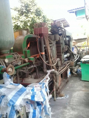 ขายเครื่องฉีดอลูมิเนียม300ตันของใต้หวันอุปกรณ์ครบราคาเบาๆๆ