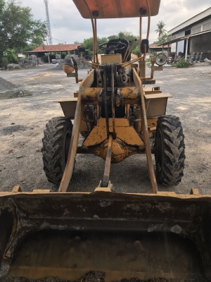 ขายด่วนนน รถตักล้อยาง TCM เอวอ่อน เครื่องยนต์สภาพดีอยู่จ้า