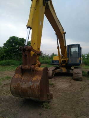 รถแบคโฮ KOMATSU PC200-3 รถสวย สภาพดี เครื่องดี ปั๊มแรง โซ่หนา เอวแน่น พร้อมใช้งาน